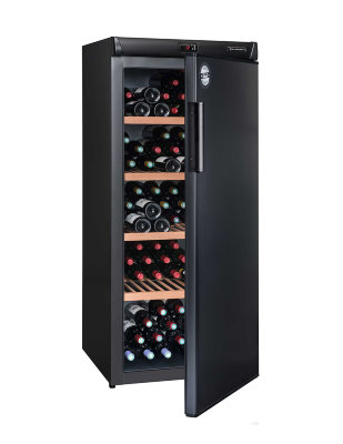 Монотемпературный шкаф, Climadiff модель RESERVE185F Монотемпературный винный шкаф для длительного хранения и старения вина вместимостью на 180 бутылок. RESERVE185F Обеспечивает условия хранения как настоящий винный погреб. Оснащен ситемой "зима"- гарантирует, что ваша коллекция будет сохранена в случае падения окружающей температуры.