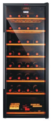 Монотемпературный шкаф, LaSommeliere модель VN120 Вместительный монотемпературный винный шкаф La Sommeliere VN120 позволяет готовить к сервировке 120 бутылок (типа Бордо). Классический дизайн и прозрачная дверца с АУФ-тонировкой дают возможность вписать шкаф как в домашний интерьер, так и ресторанную обстановку.