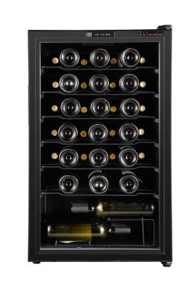 Монотемпературный шкаф, LaSommeliere модель VN51 Монотемпературный винный шкаф La Sommeliere VN51 рассчитан на подготовку к сервировке 48 бутылок (типа Бордо). Благодаря небольшим габаритам шкаф можно установить на кухне, в рабочем кабинете или гостиной.