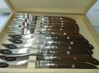 Набор Claude Dozorme из 6 вилок и 6 ножей (рукоятки из прессованного дерева)