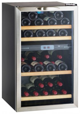 Двухзонный винный шкаф, Climadiff модель CV41DZX Двухзонный винный шкаф Climadiff CV41DZX позволяет разместить 40 бутылок (типа Бордо) при оптимальной для разных напитков температуре. Интересное дизайнерское решение дает возможность устанавливать шкаф как на домашней кухне, так и в рабочем кабинете.

Модель оснащена перенавешиваемой дверцей.
Не большая вмятинка на корпусе сверху.